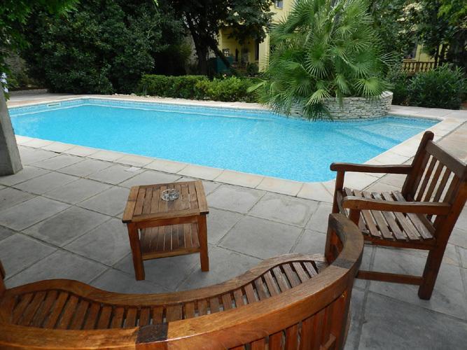 Les Buis Bed & Breakfast อิล-ซูร์-เตต์ ภายนอก รูปภาพ