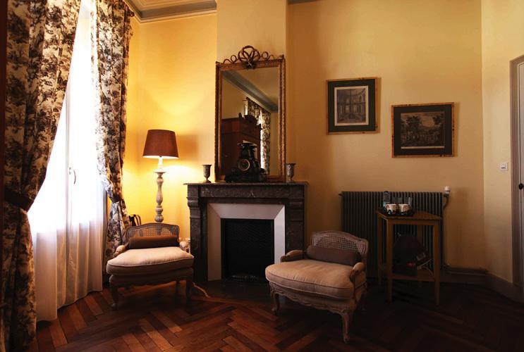 Les Buis Bed & Breakfast อิล-ซูร์-เตต์ ห้อง รูปภาพ