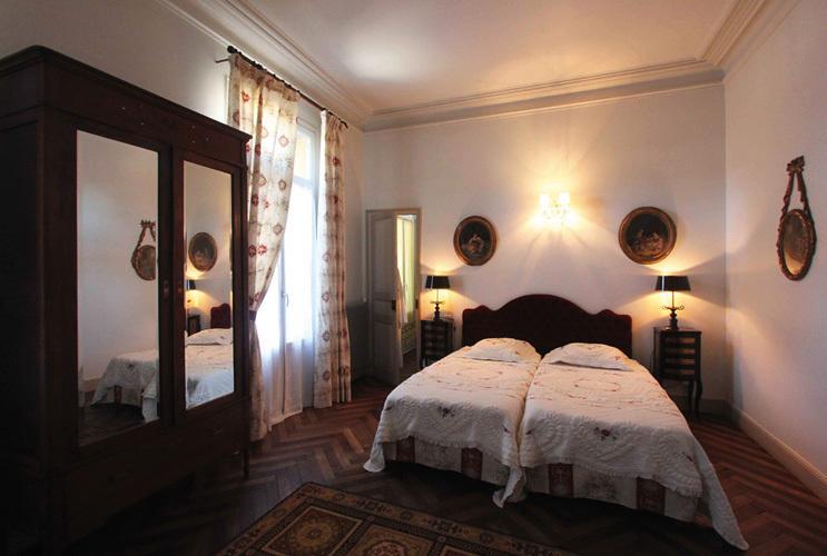 Les Buis Bed & Breakfast อิล-ซูร์-เตต์ ห้อง รูปภาพ