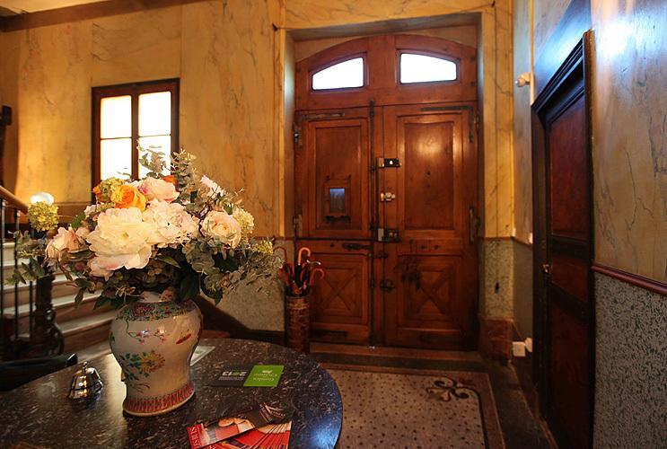 Les Buis Bed & Breakfast อิล-ซูร์-เตต์ ภายนอก รูปภาพ